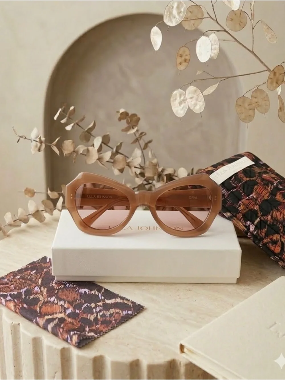 Ulla Johnson Opal Butterfly Sunglasses in Camel Acetate Women’s OS NWT